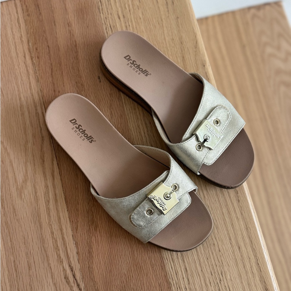 Dr. Scholl's Buckle Slide Sandals Island Icon Silver Metallic 7.5 $80 - Picture 2 of 8